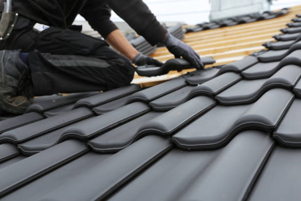 Best Emergency Roof Repair Services  in Lyndhurst, OH